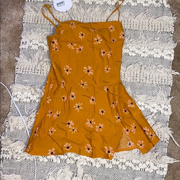 Princess Polly Dresses & Skirts - brand new princess poly dress